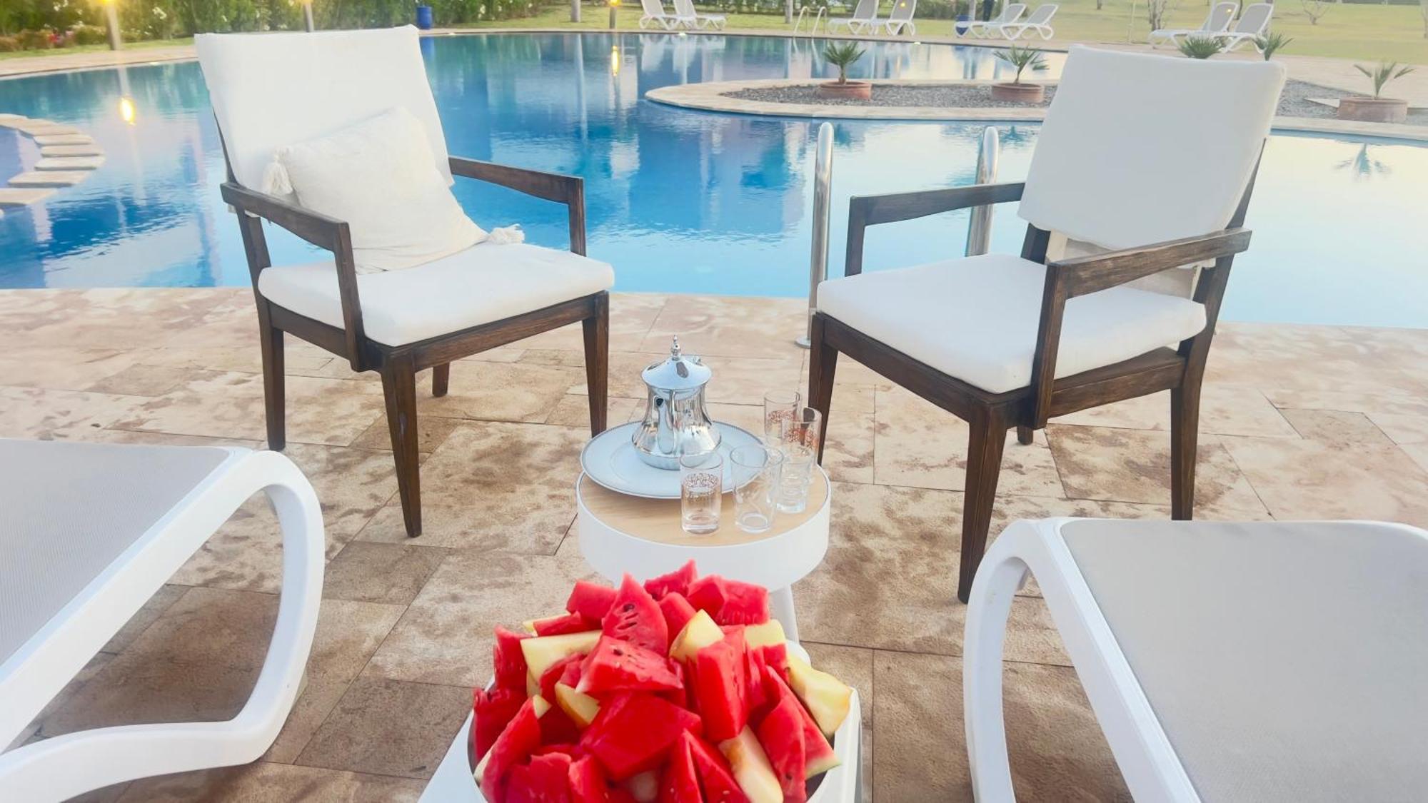 Mini-Villa Situee Dans Une Residence Prestigia A Marrakech, Avec Une Vue Sur La Piscine Et Le Golf Une Securite 24H Sur 24 Et Une Proximite Ideale De L Aeroport 5 Minutes C Est Une Offre Parfaite Pour Des Vacances マラケシュ エクステリア 写真
