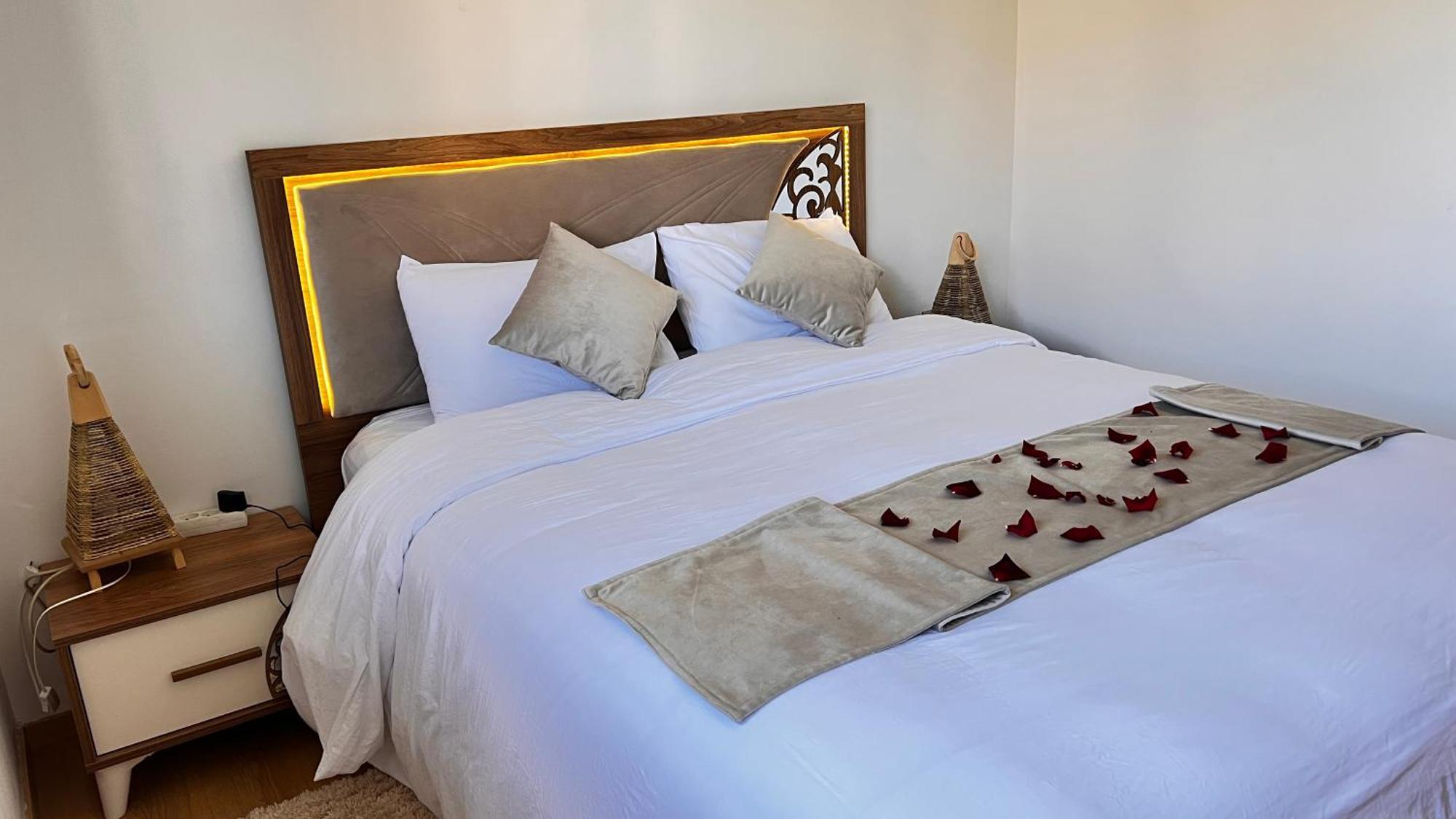 Mini-Villa Situee Dans Une Residence Prestigia A Marrakech, Avec Une Vue Sur La Piscine Et Le Golf Une Securite 24H Sur 24 Et Une Proximite Ideale De L Aeroport 5 Minutes C Est Une Offre Parfaite Pour Des Vacances マラケシュ エクステリア 写真